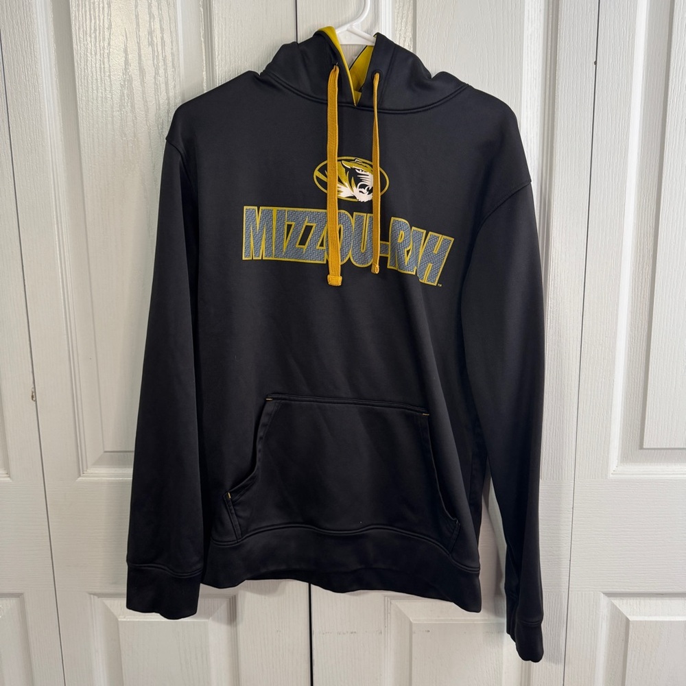 Knights Apparel‎ University of Missouri Tigers hoodie size small